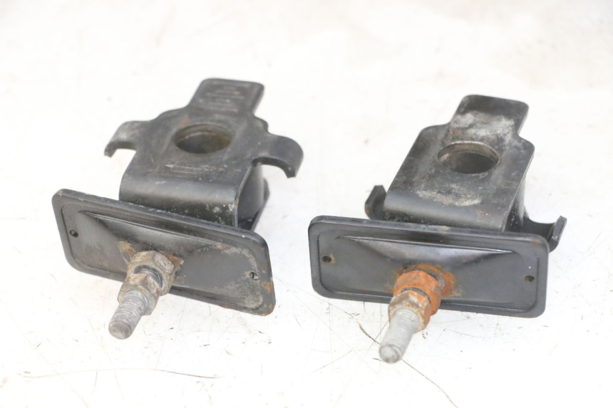 photo de CHAIN TENSIONER HONDA CBF 500 (2004 - 2007)