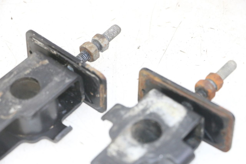 photo de CHAIN TENSIONER HONDA CBF 500 (2004 - 2007)