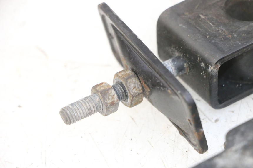photo de CHAIN TENSIONER HONDA CBF 500 (2004 - 2007)