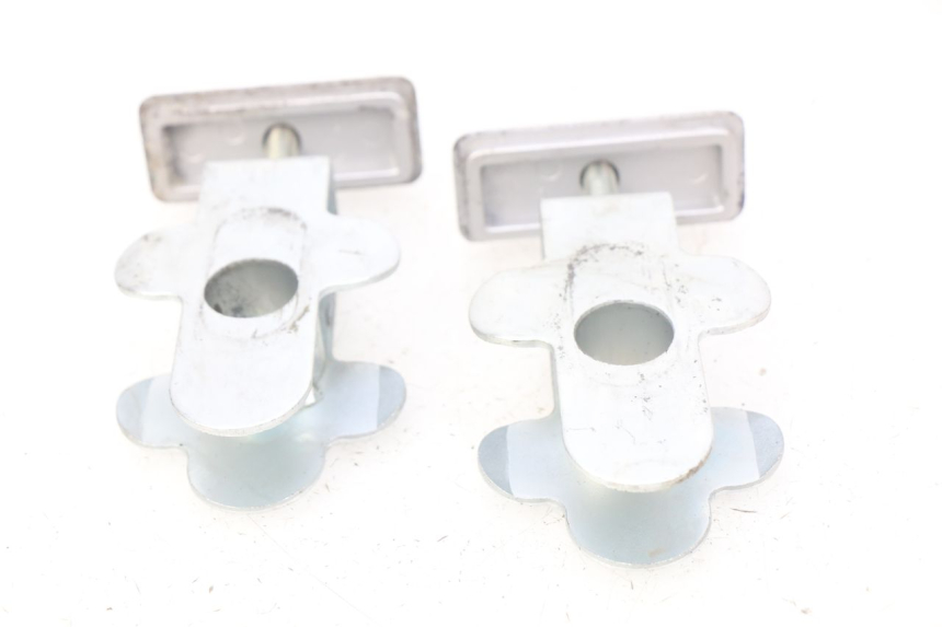 photo de CHAIN ADJUSTER SUZUKI GSF N BANDIT 600 (2000 - 2004)