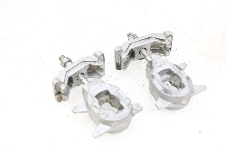 photo de CHAIN ADJUSTER YAMAHA MT-07 MT07 ABS 700 (2018 - 2020) - Alternative perspective