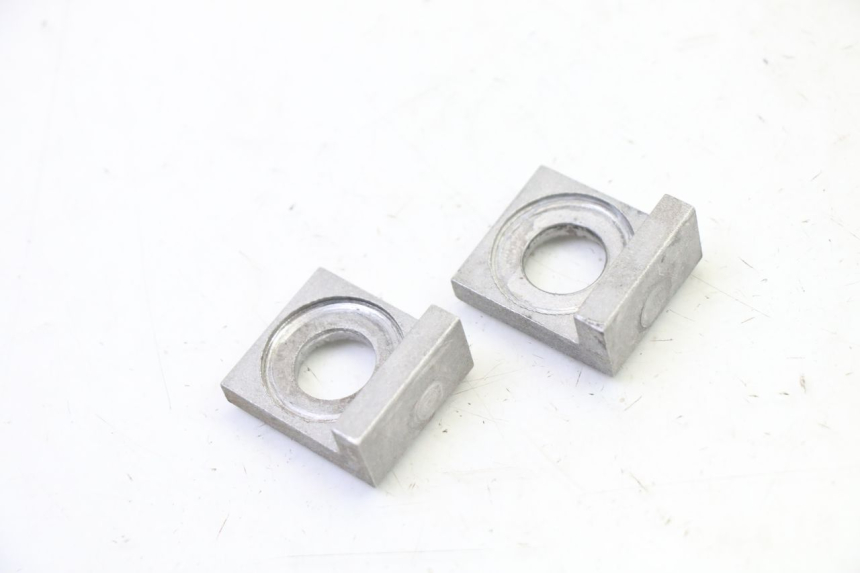 photo de CHAIN ADJUSTER APOLLO RFZ 125