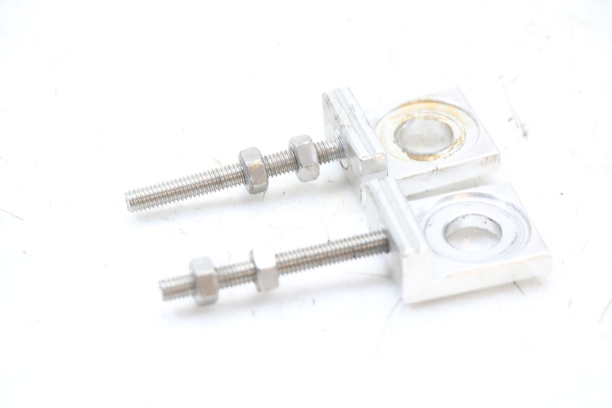 photo de CHAIN ADJUSTER SKYTEAM SKYMAX PRO 125 (2012 - 2016)