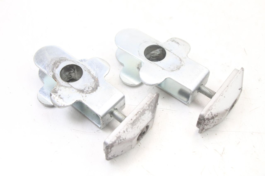 photo de CHAIN TENSIONER SUZUKI GSF S BANDIT 600 (2000 - 2004)