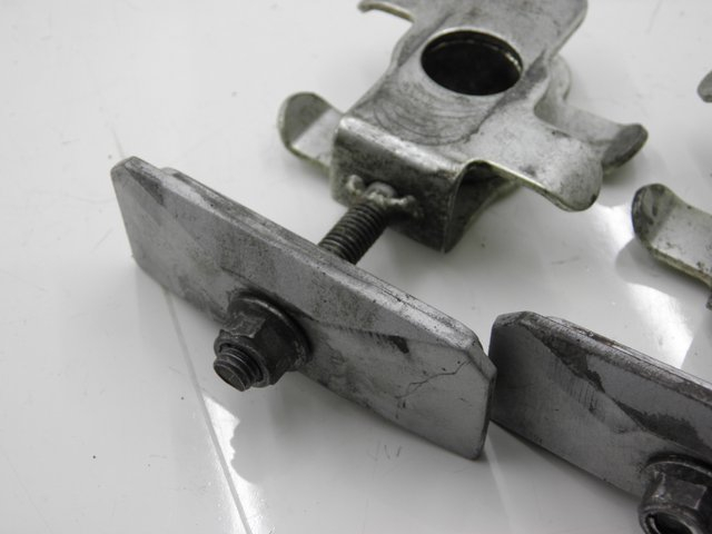 photo de CHAIN ADJUSTER SUZUKI SV S 650 (2003 - 2009)