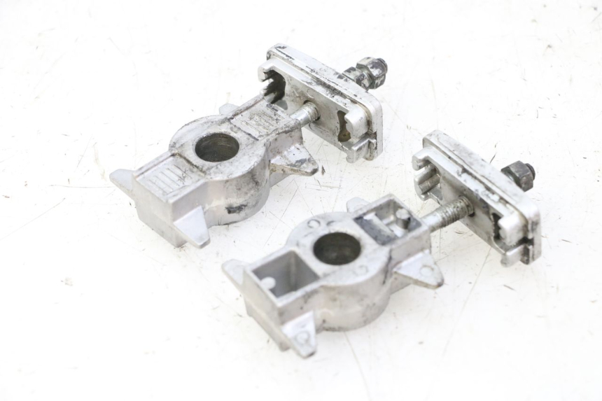 photo de CHAIN ADJUSTER YAMAHA XJ6 ABS 600 (2008 - 2016)