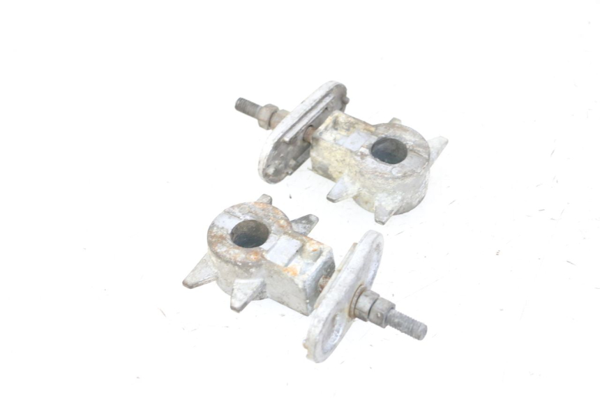 photo de CHAIN ADJUSTER YAMAHA XJN DIVERSION 600 (2000 - 2003)