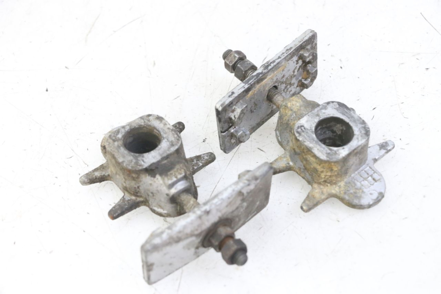photo de CHAIN TENSIONER YAMAHA FZS FAZER 600 (2001 - 2003)