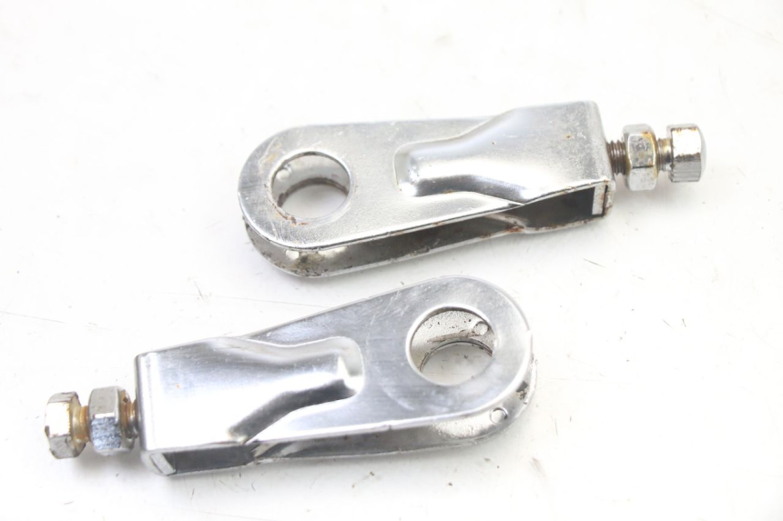 photo de CHAIN ADJUSTER YAMAHA TZR 50 (2008 - 2016)
