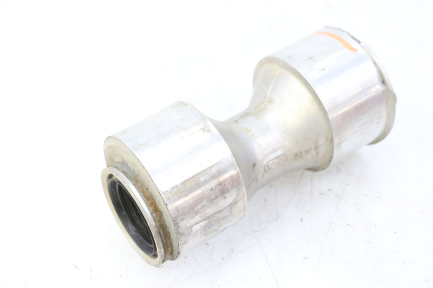 photo de CHAIN ADJUSTER YAMAHA YFM R RAPTOR 250 (2008 - 2014)