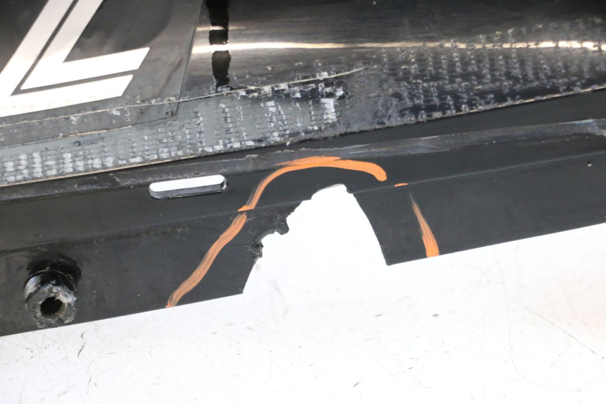 photo de FRONT FAIRING KAWASAKI GPZ RX 1000 (1986 - 1988) - Component zoom