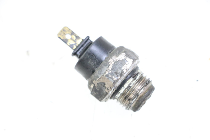photo de THERMO SWITCH HONDA VT C2 SHADOW 750 (1997 - 2001)