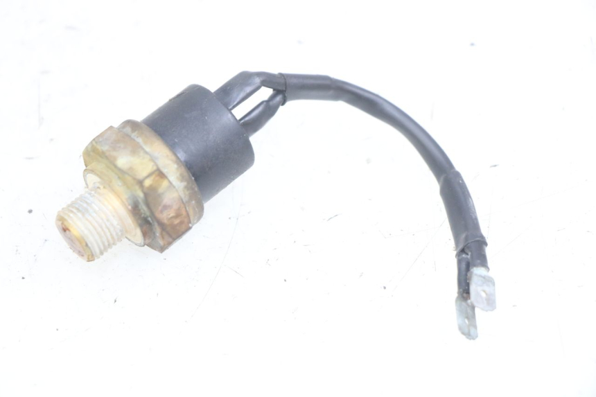 photo de THERMOCONTACT YAMAHA YP MAJESTY 125 (1998 - 2001) - Alternative perspective