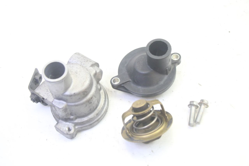 photo de THERMOSTAT YAMAHA TDM ABS 900 (2002 - 2014) - Component detail