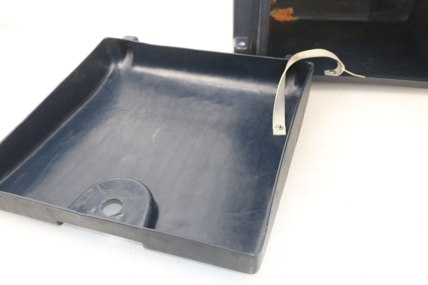 photo de TOP BOX KYMCO AGILITY 4T 50 (2005 - 2018)