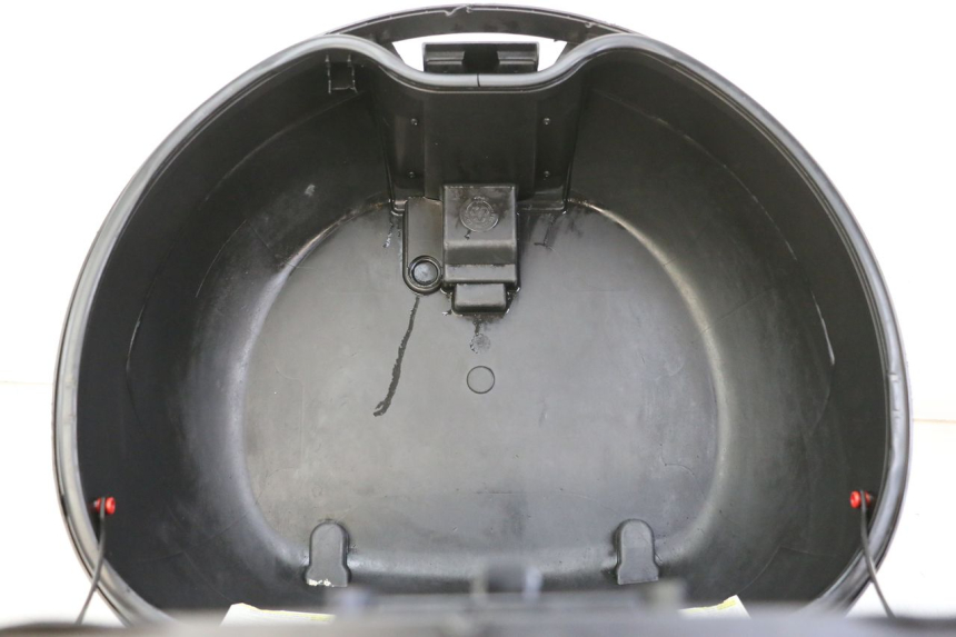 photo de TOP BOX HONDA FES S-WING SWING ABS 125 (2007 - 2015)