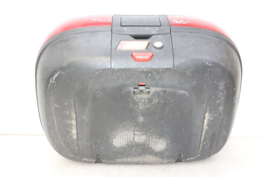 photo de TOP BOX PEUGEOT KISBEE 2T 50 (2010 - 2017)