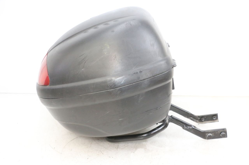 photo de TOP BOX PEUGEOT KISBEE 4T 50 (2010 - 2017) - Component zoom