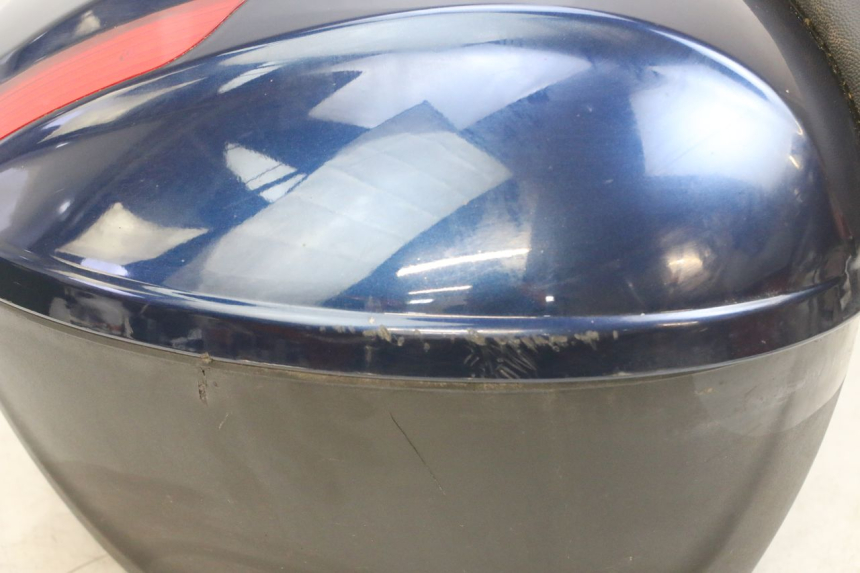 photo de TOP BOX PIAGGIO MP3 RL 250 (2006 - 2010) - Fixing points details