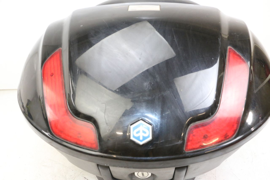 photo de TOP BOX PIAGGIO MP3 LT 400 (2007 - 2012)