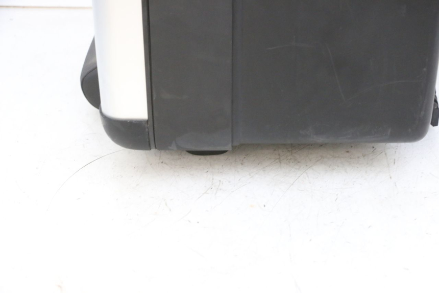 photo de TOP BOX BMW R GS 1250 (2021 - 2024) - Alternative angle