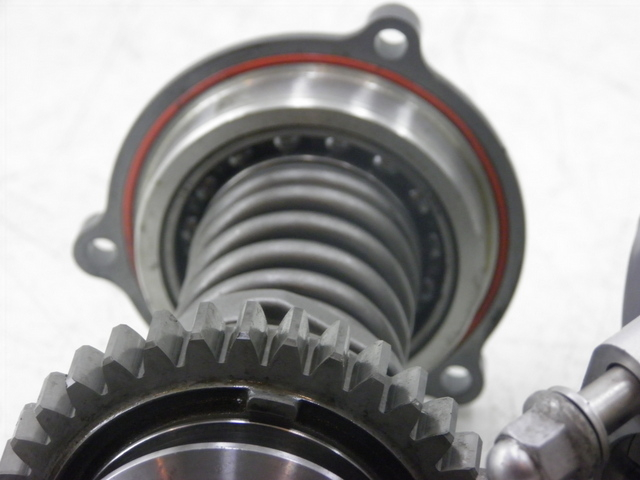 photo de REAR WHEEL SHAFT YAMAHA FJR 1300 (2004 - 2005) - Zoom on usage condition