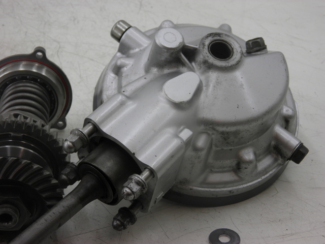 photo de REAR WHEEL SHAFT YAMAHA FJR 1300 (2004 - 2005) - Main view