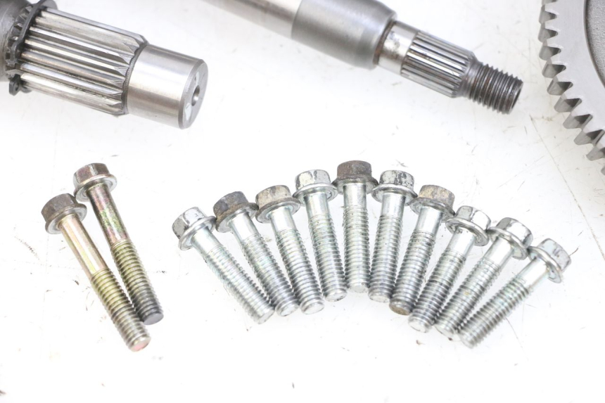 photo de WHEEL TRANSMISSION KYMCO AGILITY 16+ 4T 50 (2018 - 2023) - Alternative perspective