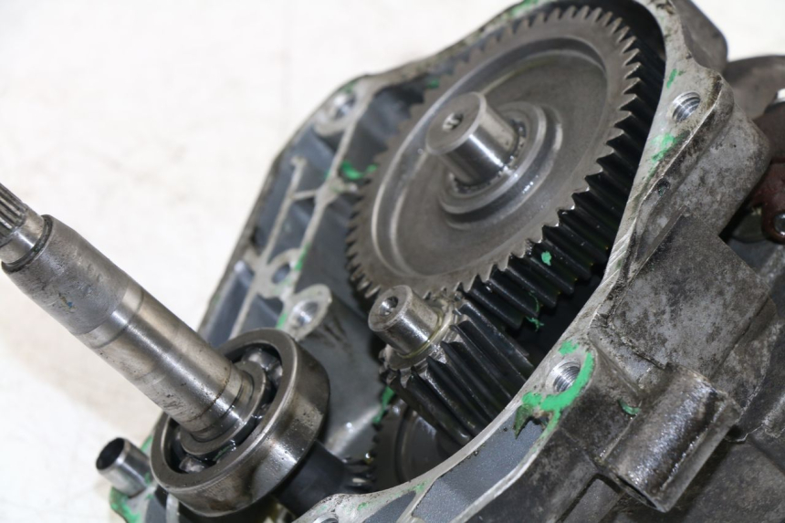 photo de REAR WHEEL SHAFT DAELIM S4 50 (2010 - 2015)