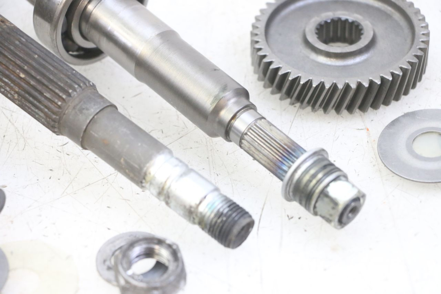 photo de REAR WHEEL SHAFT HONDA FORZA ABS 300 (2013 - 2019)