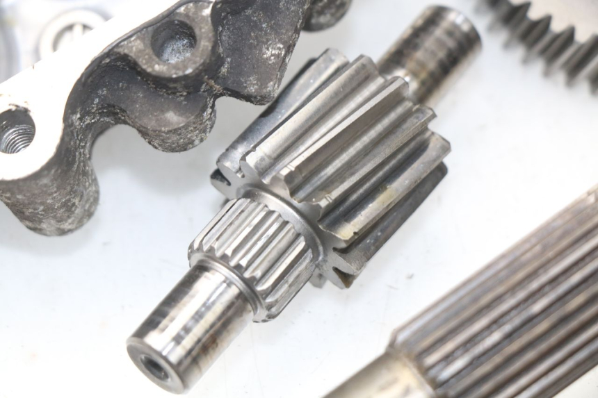 photo de REAR WHEEL SHAFT HONDA NSS EX FORZA 250 (2008 - 2009)