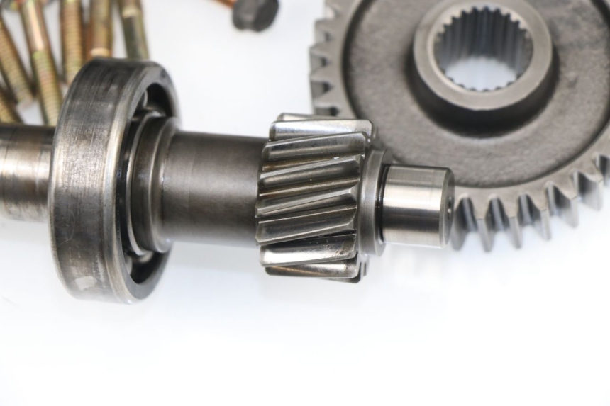 photo de REAR WHEEL SHAFT KYMCO XCITING 500 (2007 - 2010)