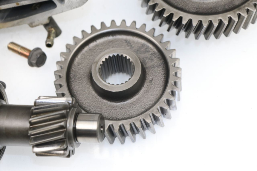 photo de REAR WHEEL SHAFT KYMCO XCITING 500 (2007 - 2010)