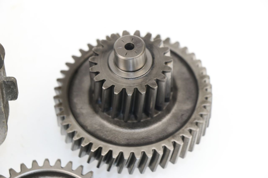 photo de REAR WHEEL SHAFT KYMCO XCITING 500 (2007 - 2010)