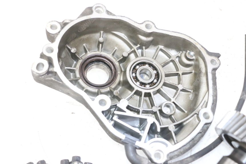 photo de REAR WHEEL SHAFT PIAGGIO MP3 LT 300 (2010 - 2016)