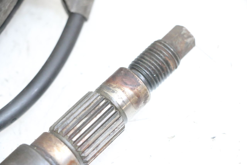 photo de REAR WHEEL SHAFT PIAGGIO MP3 LT 400 (2007 - 2012)