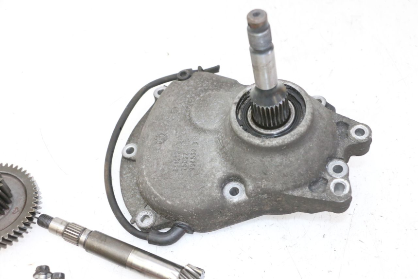 photo de REAR WHEEL SHAFT PIAGGIO MP3 LT 300 (2010 - 2016) - Alternative perspective