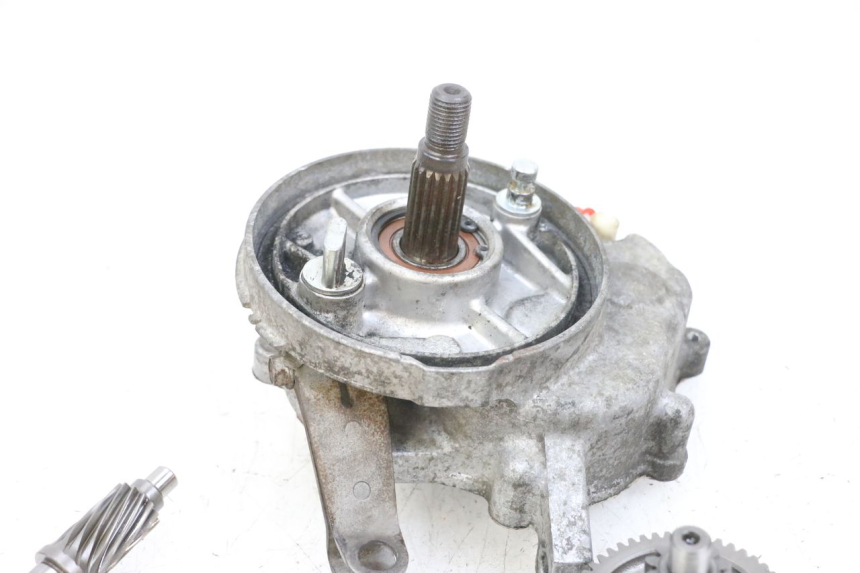 photo de REAR WHEEL SHAFT YAMAHA NEOS NEO'S 4T 50 (2008 - 2016) - Fixing points details