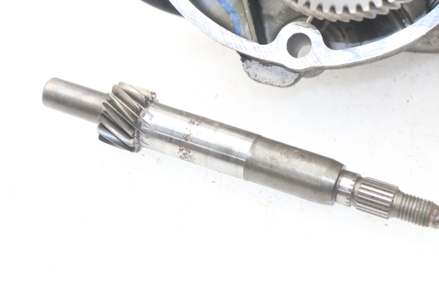 photo de REAR WHEEL SHAFT PIAGGIO NEW TYPHOON 50 (2010 - 2017)