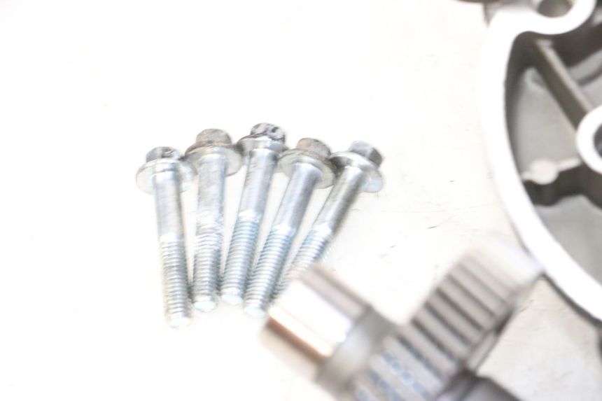 photo de REAR WHEEL SHAFT PIAGGIO NEW TYPHOON 50 (2010 - 2017)