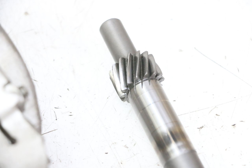 photo de REAR WHEEL SHAFT PIAGGIO NEW TYPHOON 50 (2010 - 2017)