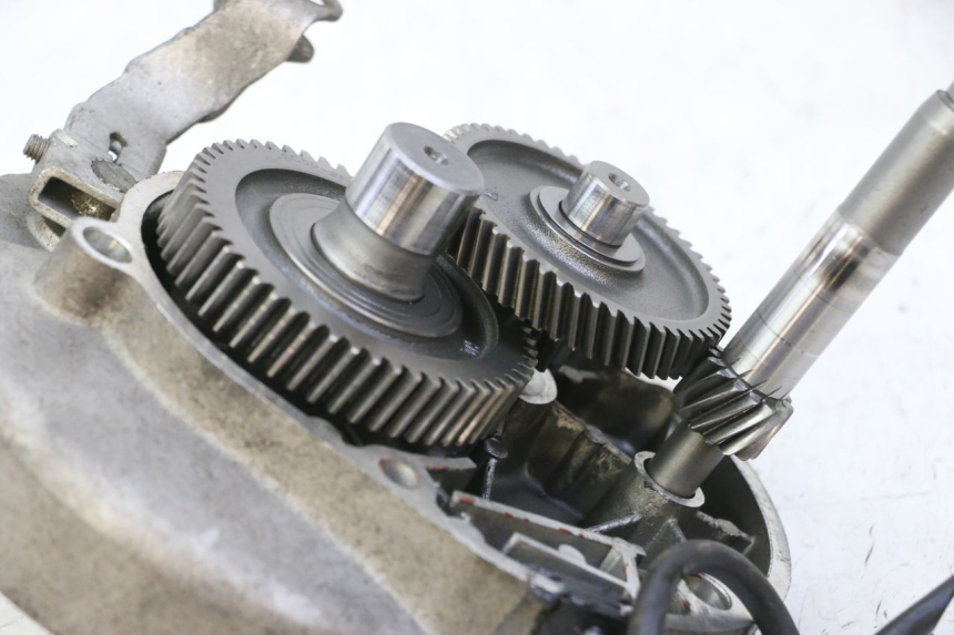 photo de REAR WHEEL SHAFT PIAGGIO NEW TYPHOON 50 (2010 - 2017)