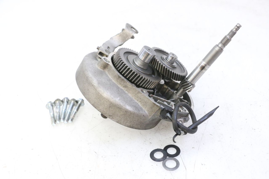 photo de REAR WHEEL SHAFT PIAGGIO NEW TYPHOON 50 (2010 - 2017)