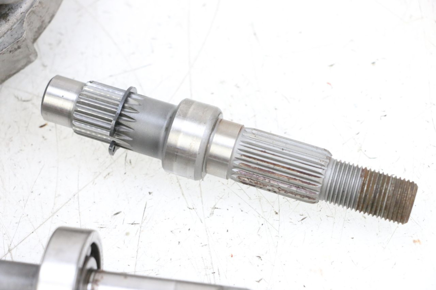 photo de REAR WHEEL SHAFT SYM ORBIT 2 50 (2008 - 2014) - Fixing points details