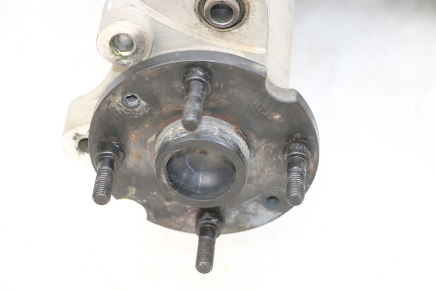 photo de REAR WHEEL SHAFT LIGIER PULSE 3 1 (2014 - 2020) - Additional view of the item