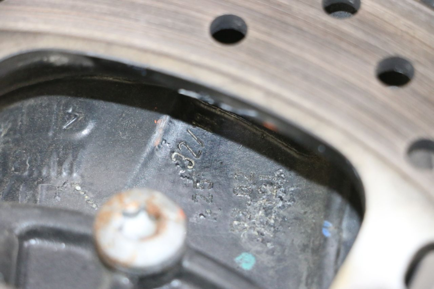 photo de REAR WHEEL SHAFT BMW R GS 1250 (2021 - 2024) - Zoom on usage condition