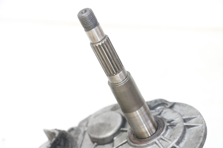 photo de REAR WHEEL SHAFT PEUGEOT SATELIS 125 (2013 - 2018)