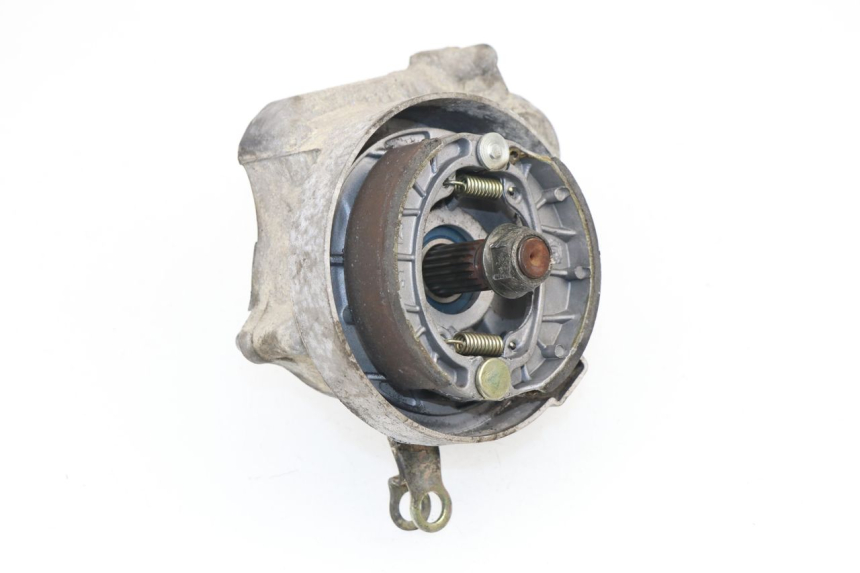 photo de REAR WHEEL SHAFT JONWAY SOLANA 50 (2007 - 2016)
