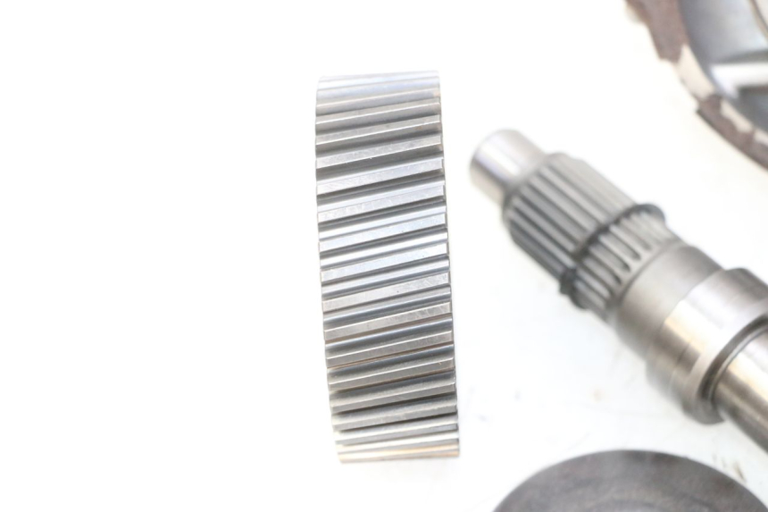 photo de REAR WHEEL SHAFT YAMAHA X-CITY XCITY 125 (2007 - 2008)