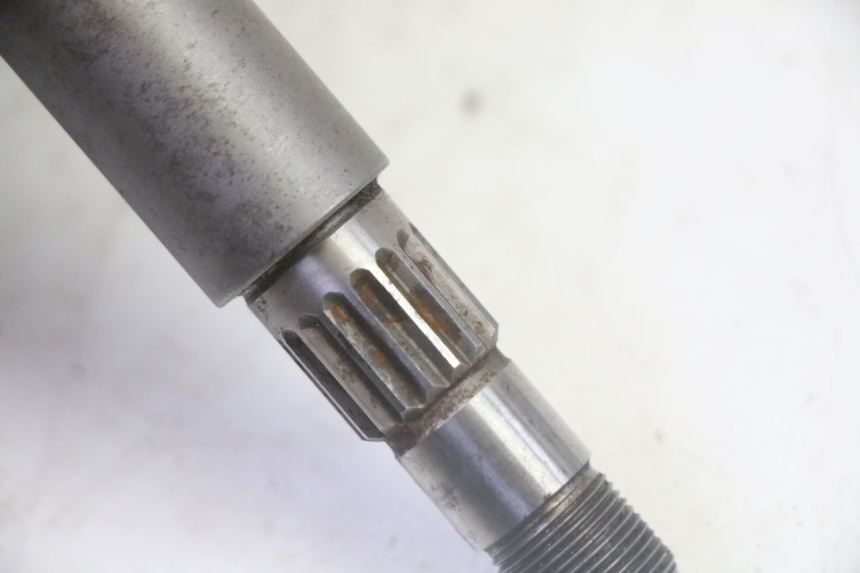 photo de REAR WHEEL SHAFT YAMAHA X-MAX XMAX 125 (2010 - 2014) - Supplementary product photo